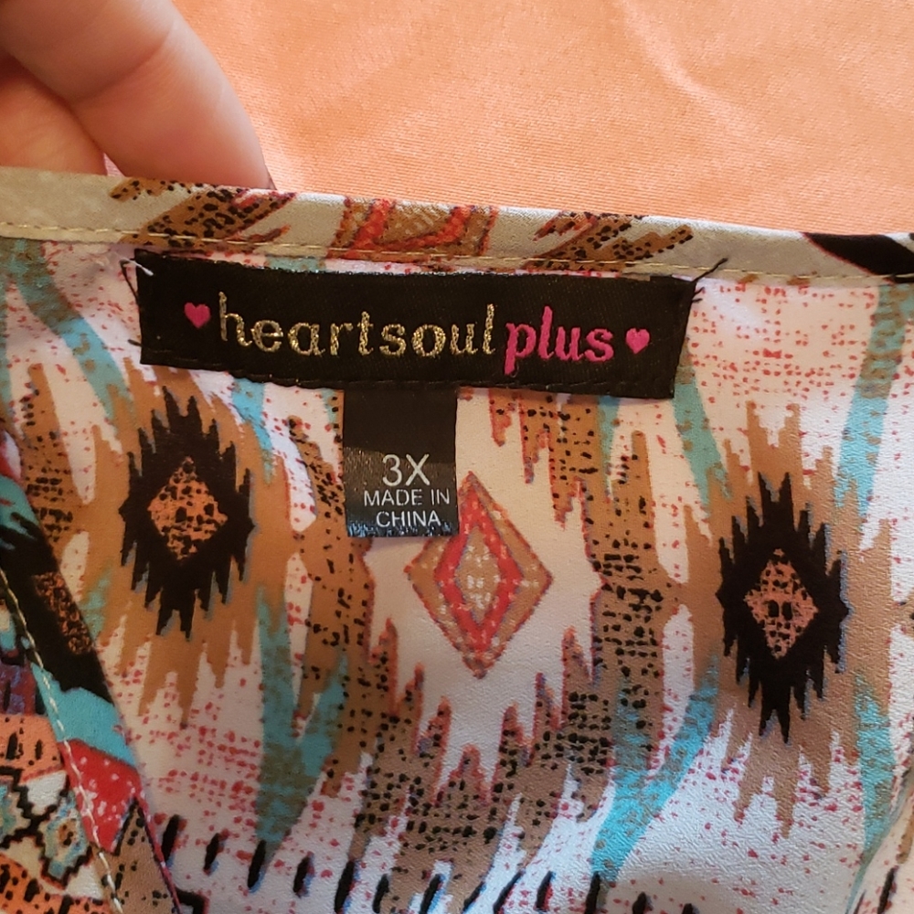 Aztec top - Picture 3 of 3